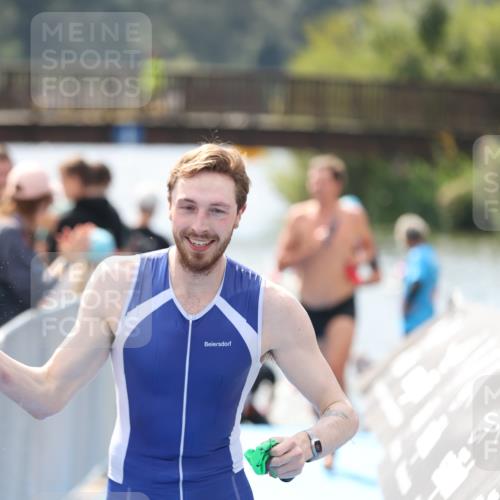 25.08.2024 - Elbe Triathlon Hamburg H.Heesch http://msf.ph/oto/6839134 25.08.2024 14:05:30 Schwimmen 4, 8, 9, 13, 14, 15, 19, 22, 25, 29 meine-sportfotos.de