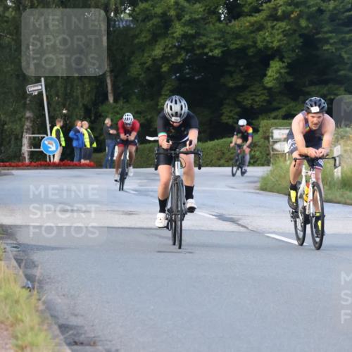 25.08.2024 - Elbe Triathlon Hamburg Fuchs,  Jonas http://msf.ph/oto/6839140 25.08.2024 08:54:25 Radfahren 92, 182, 81, 89 meine-sportfotos.de