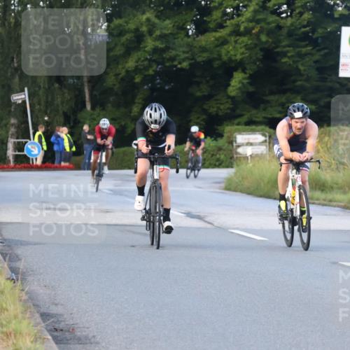25.08.2024 - Elbe Triathlon Hamburg Fuchs,  Jonas http://msf.ph/oto/6839145 25.08.2024 08:54:25 Radfahren 92, 182, 81, 89 meine-sportfotos.de