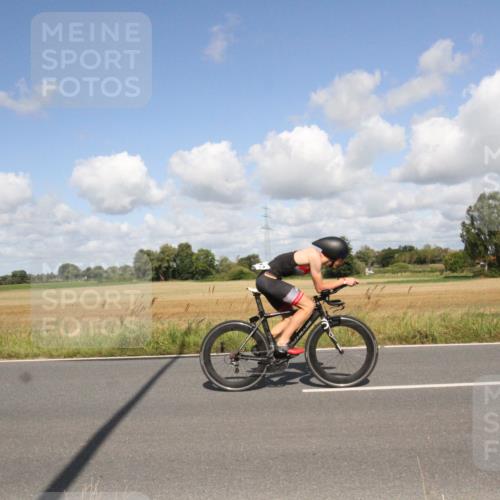 25.08.2024 - Elbe Triathlon Hamburg Fuchs,  Jonas http://msf.ph/oto/6839155 25.08.2024 10:57:28 Radfahren 1449, 1431, 714, 1712, 1459, 1418 meine-sportfotos.de