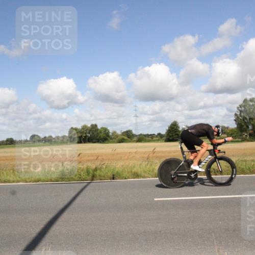 25.08.2024 - Elbe Triathlon Hamburg Fuchs,  Jonas http://msf.ph/oto/6839171 25.08.2024 10:57:32 Radfahren 714, 1712, 1459, 1418, 1415, 565, 1575 meine-sportfotos.de