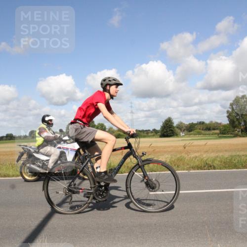 25.08.2024 - Elbe Triathlon Hamburg Fuchs,  Jonas http://msf.ph/oto/6839186 25.08.2024 10:57:36 Radfahren 1459, 1418, 1415, 565, 1575, 1430, 1583, 1445, 794 meine-sportfotos.de