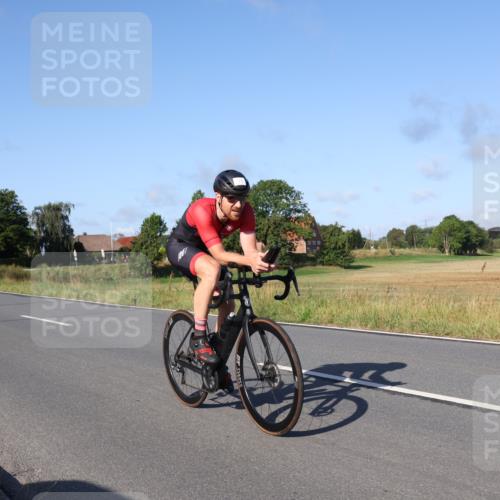 25.08.2024 - Elbe Triathlon Hamburg Fuchs,  Jonas http://msf.ph/oto/6839199 25.08.2024 09:36:14 Radfahren 209 meine-sportfotos.de