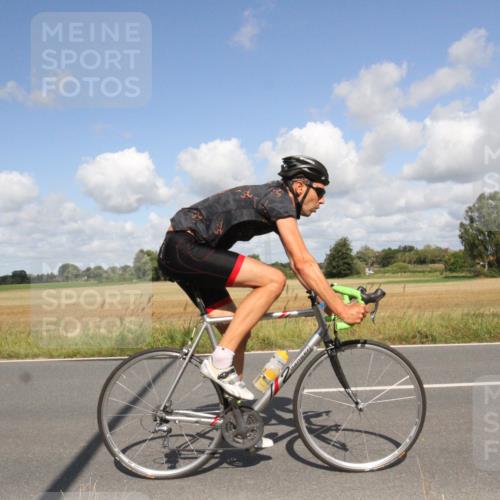 25.08.2024 - Elbe Triathlon Hamburg Fuchs,  Jonas http://msf.ph/oto/6839217 25.08.2024 10:57:41 Radfahren 1415, 565, 1575, 1430, 1583, 1445, 794, 1444, 1584 meine-sportfotos.de