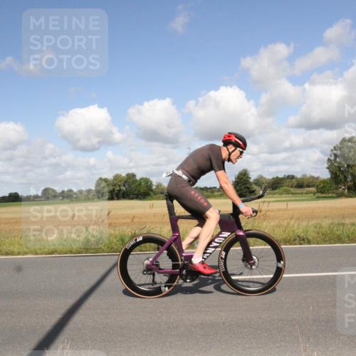 25.08.2024 - Elbe Triathlon Hamburg Fuchs,  Jonas http://msf.ph/oto/6839220 25.08.2024 10:57:44 Radfahren 1575, 1430, 1583, 1445, 794, 1444, 1584, 1706, 151 meine-sportfotos.de