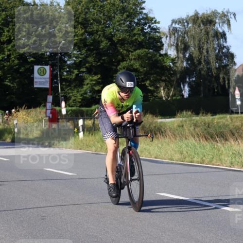 25.08.2024 - Elbe Triathlon Hamburg Fuchs,  Jonas http://msf.ph/oto/6839222 25.08.2024 09:36:18 Radfahren 209 meine-sportfotos.de