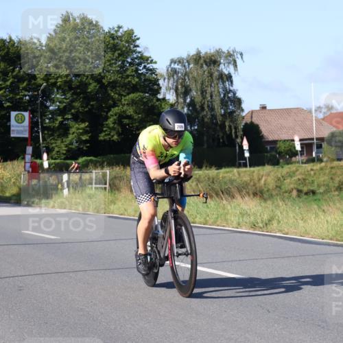 25.08.2024 - Elbe Triathlon Hamburg Fuchs,  Jonas http://msf.ph/oto/6839230 25.08.2024 09:36:18 Radfahren 209 meine-sportfotos.de