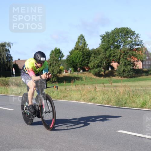 25.08.2024 - Elbe Triathlon Hamburg Fuchs,  Jonas http://msf.ph/oto/6839242 25.08.2024 09:36:19 Radfahren 209, 258, 410 meine-sportfotos.de