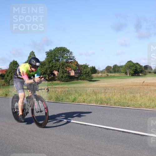 25.08.2024 - Elbe Triathlon Hamburg Fuchs,  Jonas http://msf.ph/oto/6839253 25.08.2024 09:36:19 Radfahren 209, 258, 410 meine-sportfotos.de