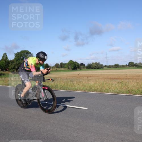 25.08.2024 - Elbe Triathlon Hamburg Fuchs,  Jonas http://msf.ph/oto/6839260 25.08.2024 09:36:19 Radfahren 209, 258, 410 meine-sportfotos.de