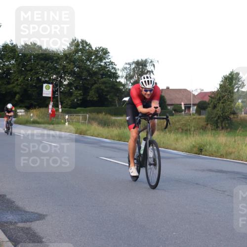25.08.2024 - Elbe Triathlon Hamburg Fuchs,  Jonas http://msf.ph/oto/6839274 25.08.2024 08:54:30 Radfahren 92, 182, 81, 89 meine-sportfotos.de