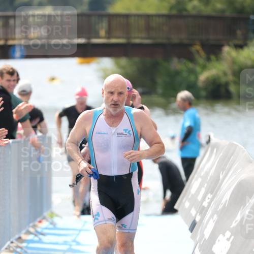 25.08.2024 - Elbe Triathlon Hamburg H.Heesch http://msf.ph/oto/6839291 25.08.2024 14:05:40 Schwimmen 4, 8, 9, 13, 15, 19, 22, 29 meine-sportfotos.de