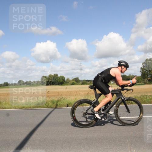 25.08.2024 - Elbe Triathlon Hamburg Fuchs,  Jonas http://msf.ph/oto/6839295 25.08.2024 10:58:34 Radfahren 770 meine-sportfotos.de