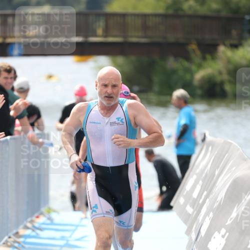 25.08.2024 - Elbe Triathlon Hamburg H.Heesch http://msf.ph/oto/6839305 25.08.2024 14:05:40 Schwimmen 4, 8, 9, 13, 15, 19, 22, 29 meine-sportfotos.de