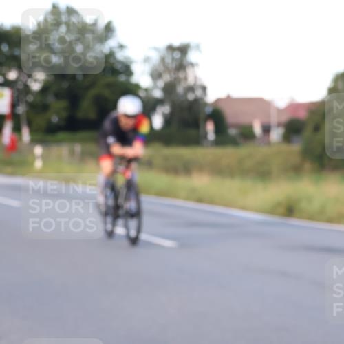 25.08.2024 - Elbe Triathlon Hamburg Fuchs,  Jonas http://msf.ph/oto/6839306 25.08.2024 08:54:31 Radfahren 92, 182, 81, 89, 158 meine-sportfotos.de