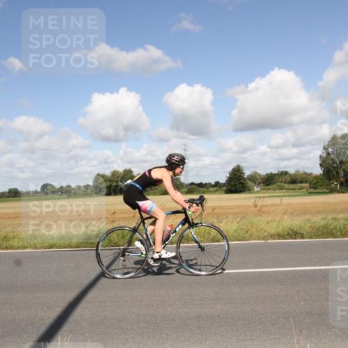 25.08.2024 - Elbe Triathlon Hamburg Fuchs,  Jonas http://msf.ph/oto/6839318 25.08.2024 10:58:58 Radfahren 1716, 1588, 1643, 1631, 1645 meine-sportfotos.de