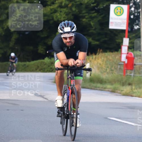 25.08.2024 - Elbe Triathlon Hamburg Fuchs,  Jonas http://msf.ph/oto/6839337 25.08.2024 08:54:36 Radfahren 89, 158, 34 meine-sportfotos.de