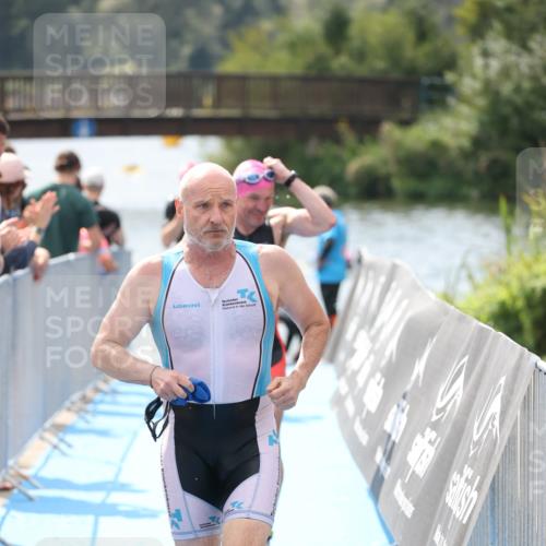 25.08.2024 - Elbe Triathlon Hamburg H.Heesch http://msf.ph/oto/6839352 25.08.2024 14:05:42 Schwimmen 4, 9, 13, 15, 17, 19, 22, 29 meine-sportfotos.de