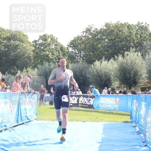 25.08.2024 - Elbe Triathlon Hamburg H.Heesch http://msf.ph/oto/6839355 25.08.2024 10:26:15 Ziel 60, 99 meine-sportfotos.de