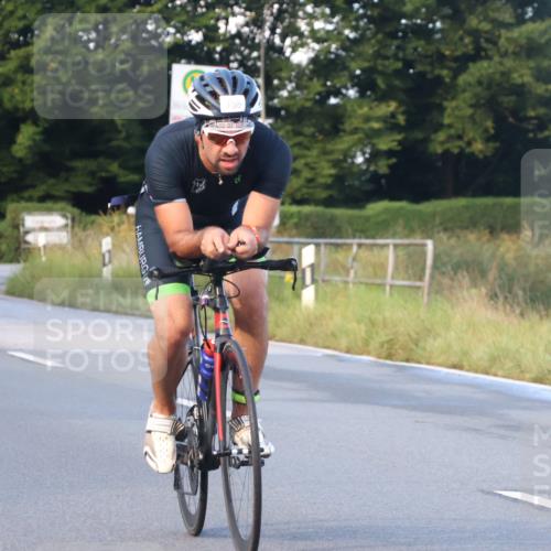 25.08.2024 - Elbe Triathlon Hamburg Fuchs,  Jonas http://msf.ph/oto/6839358 25.08.2024 08:54:37 Radfahren 89, 158, 34 meine-sportfotos.de