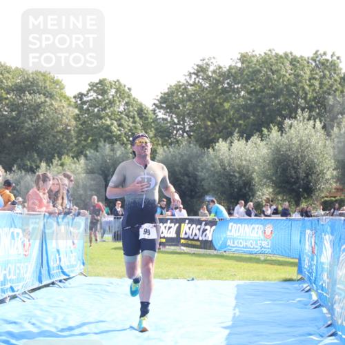 25.08.2024 - Elbe Triathlon Hamburg H.Heesch http://msf.ph/oto/6839363 25.08.2024 10:26:15 Ziel 60, 99 meine-sportfotos.de