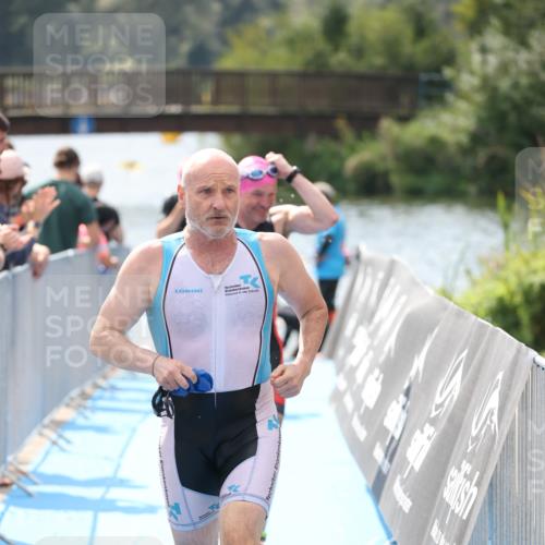 25.08.2024 - Elbe Triathlon Hamburg H.Heesch http://msf.ph/oto/6839364 25.08.2024 14:05:42 Schwimmen 4, 9, 13, 15, 17, 19, 22, 29 meine-sportfotos.de