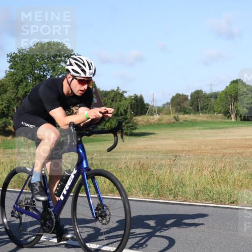 25.08.2024 - Elbe Triathlon Hamburg Fuchs,  Jonas http://msf.ph/oto/6839376 25.08.2024 09:36:26 Radfahren 258, 410, 119, 169, 308 meine-sportfotos.de