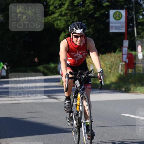 25.08.2024 - Elbe Triathlon Hamburg Fuchs,  Jonas http://msf.ph/oto/6839385 25.08.2024 09:36:30 Radfahren 258, 410, 119, 169, 308, 526, 190 meine-sportfotos.de