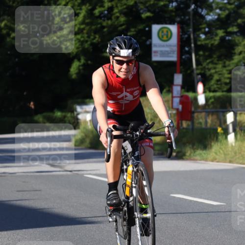25.08.2024 - Elbe Triathlon Hamburg Fuchs,  Jonas http://msf.ph/oto/6839387 25.08.2024 09:36:30 Radfahren 258, 410, 119, 169, 308, 526, 190 meine-sportfotos.de