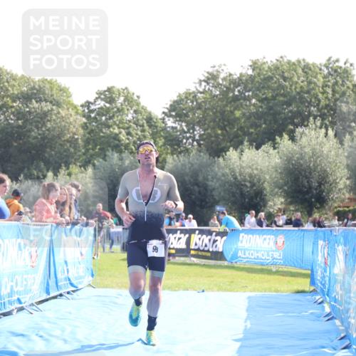 25.08.2024 - Elbe Triathlon Hamburg H.Heesch http://msf.ph/oto/6839391 25.08.2024 10:26:16 Ziel 60, 99 meine-sportfotos.de