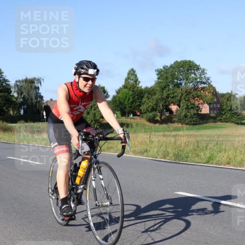 25.08.2024 - Elbe Triathlon Hamburg Fuchs,  Jonas http://msf.ph/oto/6839412 25.08.2024 09:36:31 Radfahren 258, 410, 119, 169, 308, 526, 190 meine-sportfotos.de