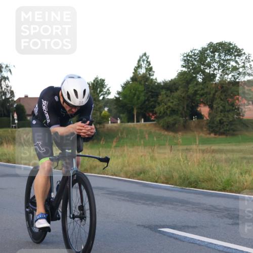 25.08.2024 - Elbe Triathlon Hamburg Fuchs,  Jonas http://msf.ph/oto/6839462 25.08.2024 08:54:43 Radfahren 158, 34, 39 meine-sportfotos.de