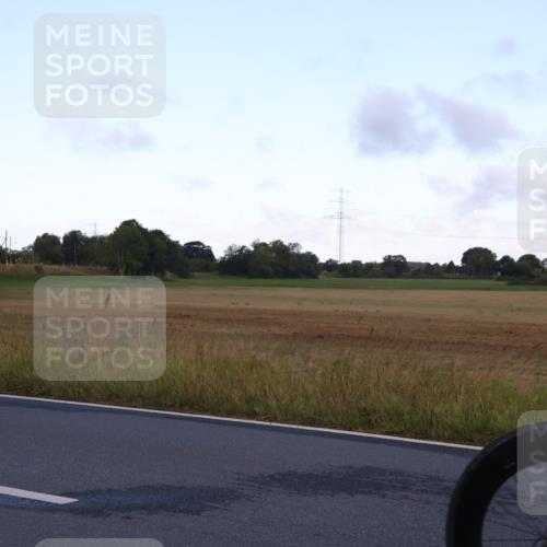 25.08.2024 - Elbe Triathlon Hamburg Fuchs,  Jonas http://msf.ph/oto/6839503 25.08.2024 08:54:45 Radfahren 34, 39 meine-sportfotos.de