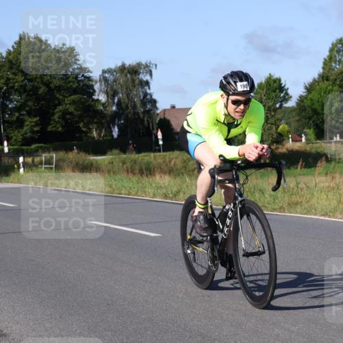 25.08.2024 - Elbe Triathlon Hamburg Fuchs,  Jonas http://msf.ph/oto/6839514 25.08.2024 09:36:37 Radfahren 169, 308, 526, 190 meine-sportfotos.de