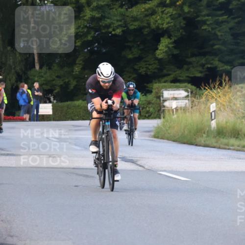 25.08.2024 - Elbe Triathlon Hamburg Fuchs,  Jonas http://msf.ph/oto/6839516 25.08.2024 08:55:00 Radfahren 91, 42, 75, 56, 48 meine-sportfotos.de