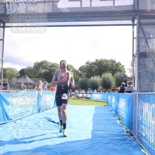 25.08.2024 - Elbe Triathlon Hamburg H.Heesch http://msf.ph/oto/6839524 25.08.2024 10:26:17 Ziel 60, 99 meine-sportfotos.de