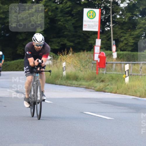 25.08.2024 - Elbe Triathlon Hamburg Fuchs,  Jonas http://msf.ph/oto/6839538 25.08.2024 08:55:00 Radfahren 91, 42, 75, 56, 48 meine-sportfotos.de