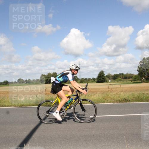 25.08.2024 - Elbe Triathlon Hamburg Fuchs,  Jonas http://msf.ph/oto/6839544 25.08.2024 11:01:04 Radfahren 1458, 1471, 1720, 1494, 1710, 1699 meine-sportfotos.de