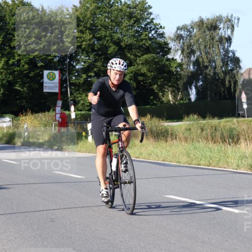25.08.2024 - Elbe Triathlon Hamburg Fuchs,  Jonas http://msf.ph/oto/6839622 25.08.2024 09:36:50 Radfahren 281, 371, 430, 269 meine-sportfotos.de