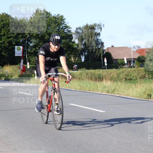 25.08.2024 - Elbe Triathlon Hamburg Fuchs,  Jonas http://msf.ph/oto/6839681 25.08.2024 09:36:56 Radfahren 430, 269, 246 meine-sportfotos.de