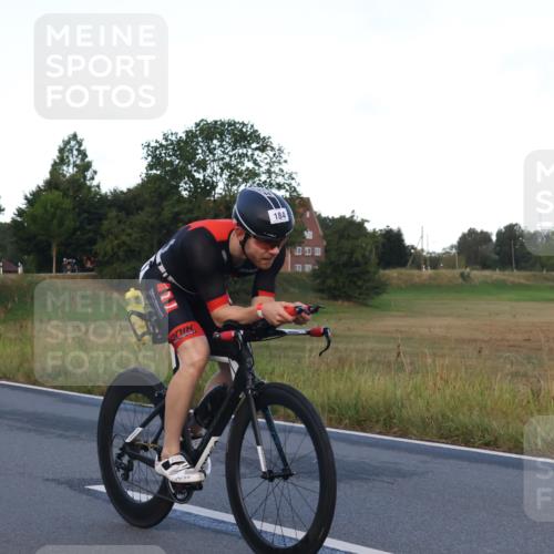 25.08.2024 - Elbe Triathlon Hamburg Fuchs,  Jonas http://msf.ph/oto/6839718 25.08.2024 08:55:08 Radfahren 42, 75, 56, 48, 184, 134 meine-sportfotos.de