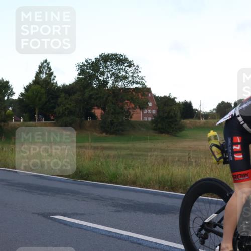 25.08.2024 - Elbe Triathlon Hamburg Fuchs,  Jonas http://msf.ph/oto/6839724 25.08.2024 08:55:08 Radfahren 42, 75, 56, 48, 184, 134 meine-sportfotos.de