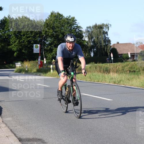 25.08.2024 - Elbe Triathlon Hamburg Fuchs,  Jonas http://msf.ph/oto/6839726 25.08.2024 09:37:00 Radfahren 269, 246, 529, 266 meine-sportfotos.de