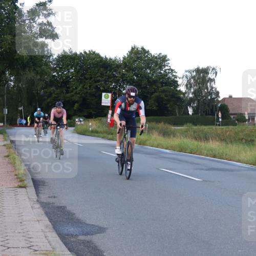 25.08.2024 - Elbe Triathlon Hamburg Fuchs,  Jonas http://msf.ph/oto/6839774 25.08.2024 08:55:15 Radfahren 134, 157, 145, 168, 95, 179 meine-sportfotos.de