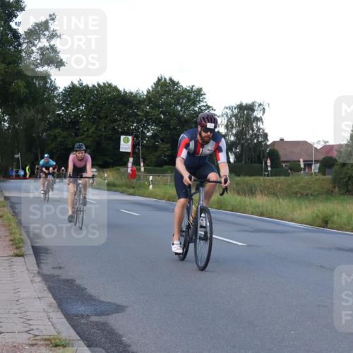 25.08.2024 - Elbe Triathlon Hamburg Fuchs,  Jonas http://msf.ph/oto/6839784 25.08.2024 08:55:15 Radfahren 134, 157, 145, 168, 95, 179 meine-sportfotos.de