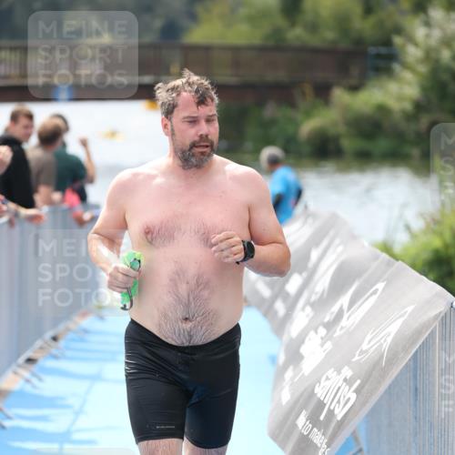 25.08.2024 - Elbe Triathlon Hamburg H.Heesch http://msf.ph/oto/6839800 25.08.2024 14:05:57 Schwimmen 6, 15, 17, 19, 23, 29 meine-sportfotos.de