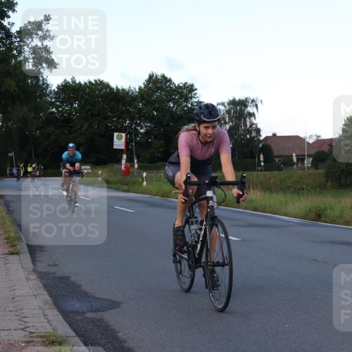 25.08.2024 - Elbe Triathlon Hamburg Fuchs,  Jonas http://msf.ph/oto/6839806 25.08.2024 08:55:16 Radfahren 134, 157, 145, 168, 95, 179 meine-sportfotos.de
