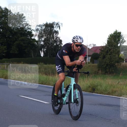 25.08.2024 - Elbe Triathlon Hamburg Fuchs,  Jonas http://msf.ph/oto/6839845 25.08.2024 08:55:19 Radfahren 157, 145, 168, 95, 179, 152, 160 meine-sportfotos.de
