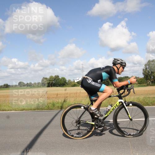 25.08.2024 - Elbe Triathlon Hamburg Fuchs,  Jonas http://msf.ph/oto/6839891 25.08.2024 11:03:13 Radfahren 1649, 1442, 1654, 1531, 1408, 1652 meine-sportfotos.de