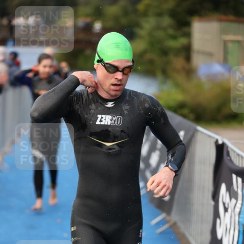 25.08.2024 - Elbe Triathlon Hamburg H.Heesch http://msf.ph/oto/6839893 25.08.2024 08:43:46 Schwimmen 110, 117, 121, 142, 153, 167, 176, 182, 190 meine-sportfotos.de